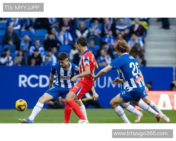 德布尔戈斯执法赫罗纳对皇马后紧接着执法巴萨对马竞引发热议