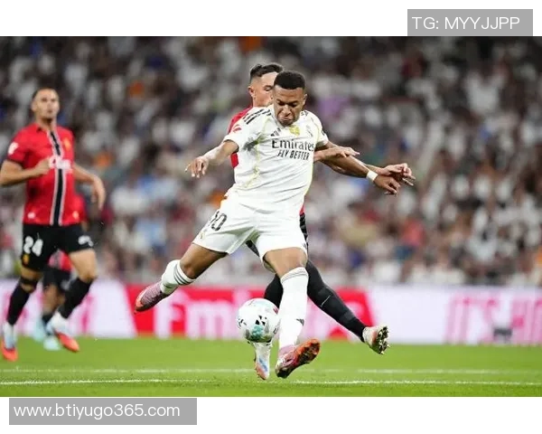 姆巴佩本赛季状态火热10场狂轰14球仅一场未能进球展现超强实力 姆巴佩本赛季状态火热10场狂轰14球仅一场未能进球展现超强实力